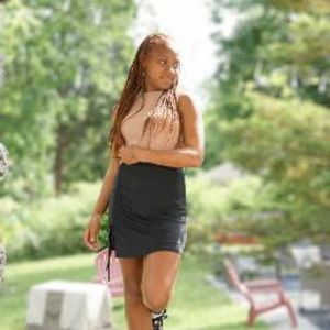 Meet your Posher, Cameron